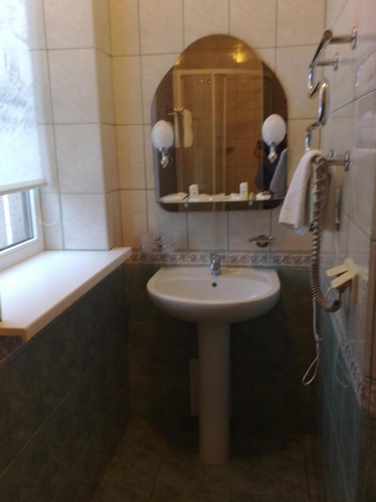 Prague Hotel Zaporizhia Екстериор снимка