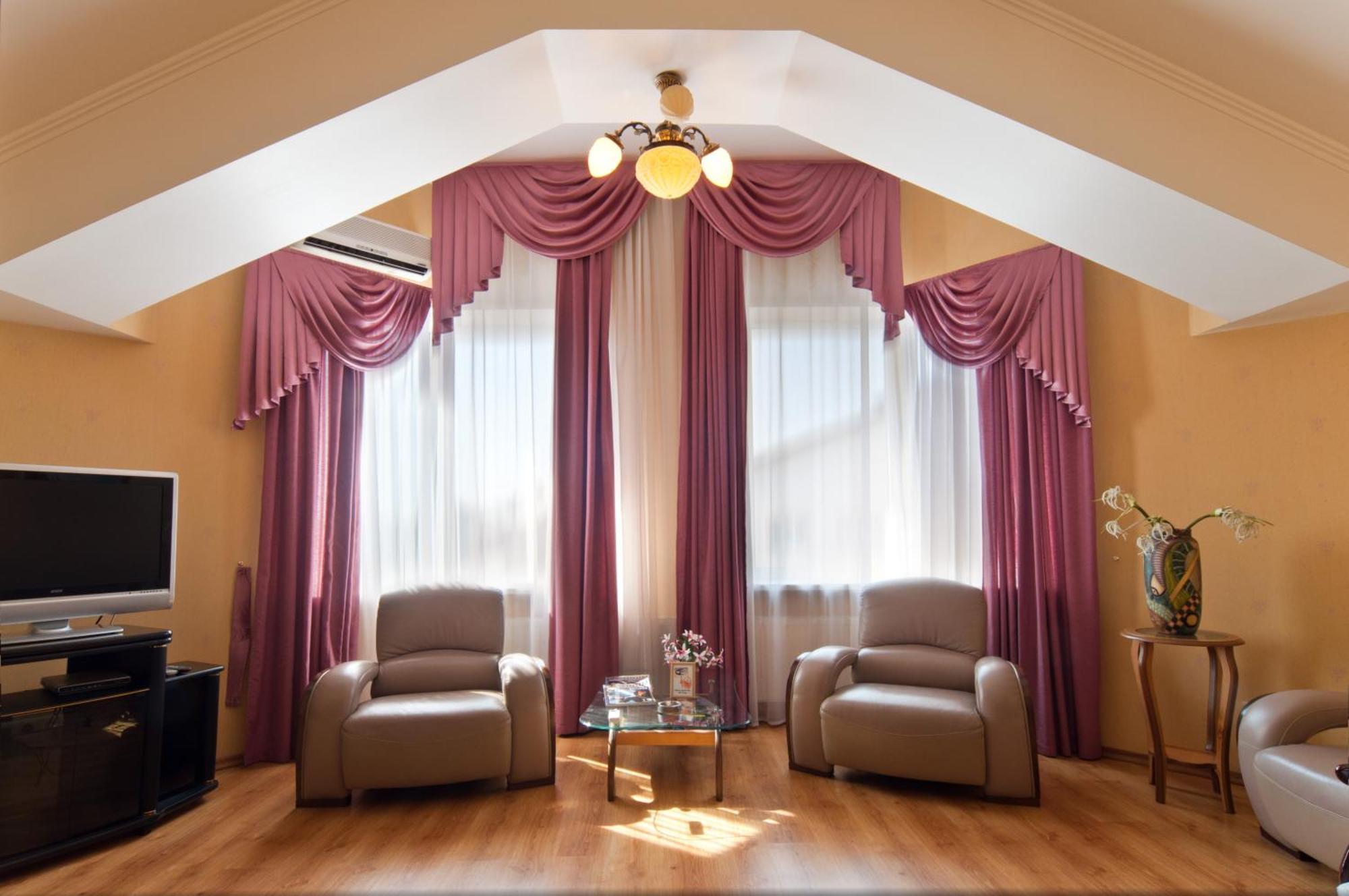 Prague Hotel Zaporizhia Екстериор снимка