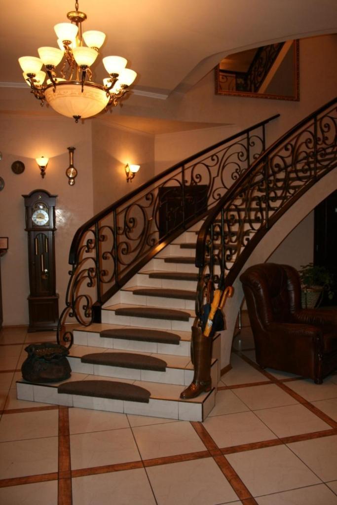 Prague Hotel Zaporizhia Екстериор снимка