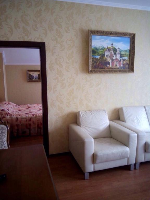Prague Hotel Zaporizhia Екстериор снимка