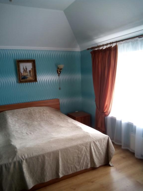Prague Hotel Zaporizhia Екстериор снимка