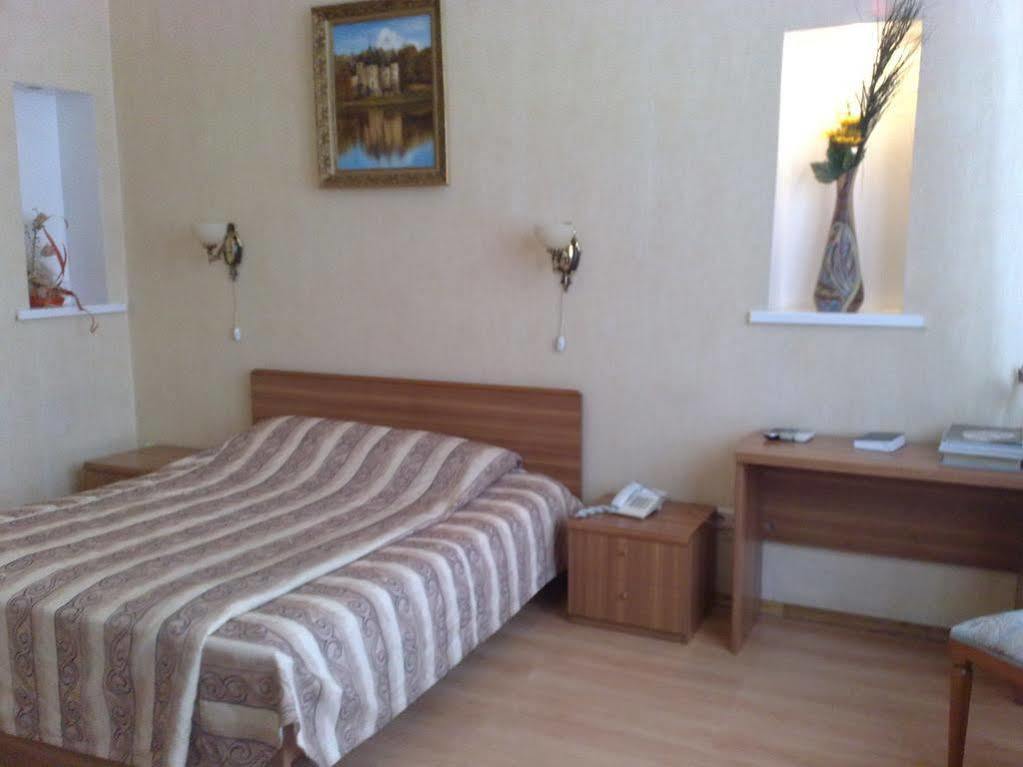 Prague Hotel Zaporizhia Екстериор снимка